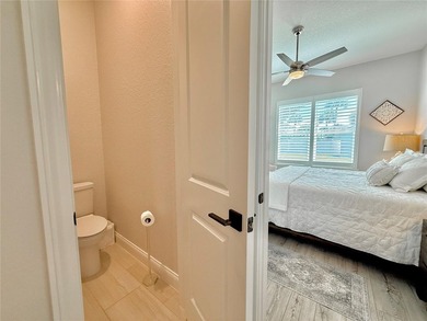Built in 2020 and ideally located just two blocks from the ocean - photo 27