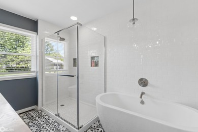 Enjoy the best of country-style living with the convenience of - photo 36