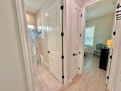 Built in 2020 and ideally located just two blocks from the ocean - photo 37