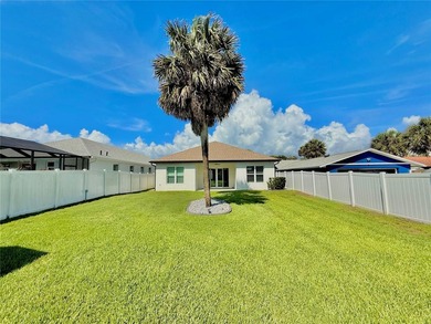 Built in 2020 and ideally located just two blocks from the ocean - photo 45