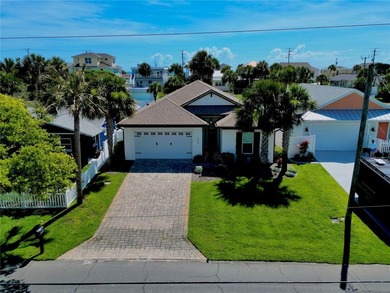 Built in 2020 and ideally located just two blocks from the ocean - photo 49