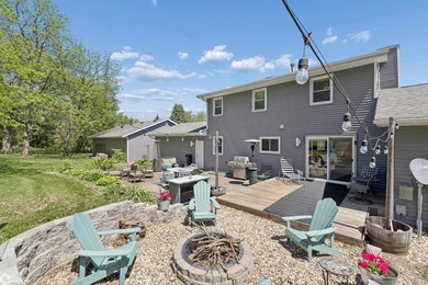 Enjoy the best of country-style living with the convenience of - photo 50