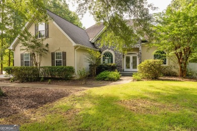 Lake Home For Sale in Newnan, Georgia