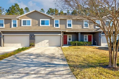 Oakleaf Lake Area Townhome/Townhouse For Sale in Orange Park Florida