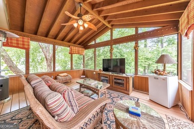 Welcome to exceptional golf course living in sought-after - photo 18