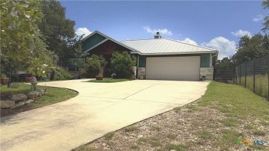 Lake Home For Sale in Canyon Lake, Texas