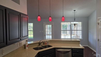Waterfront Living in Navarre! This spacious home is move-in - photo 3