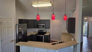 Waterfront Living in Navarre! This spacious home is move-in - photo 4