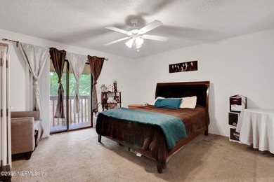 Take a look at this charming 2-bedroom, 2.5-bath townhouse - photo 11