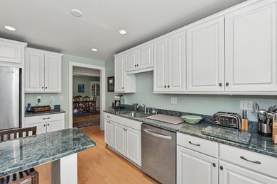 Discover this inviting condo located on the East Side and - photo 16