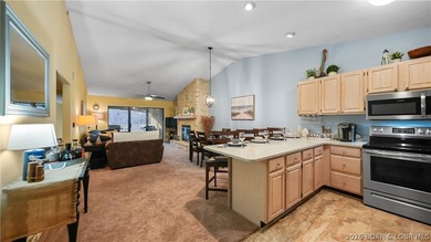 Top-floor 3 bedroom condo at Lazy Days in the heart of Osage