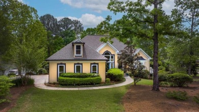 Value, Location, Privacy and Gorgeous Lake Views.... - Lake Home For Sale in Greensboro, Georgia