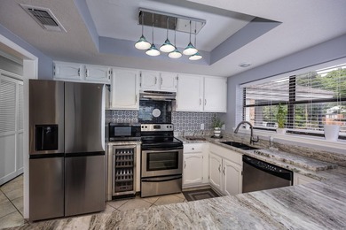 Nestled within the prestigious, wooded shores of Lake Hamilton - photo 13