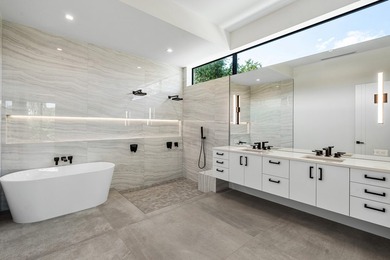 Built by Marc Julien and completed in 2021, this modern - photo 14