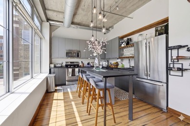 This is exactly what North Loop loft living should feel like - photo 15