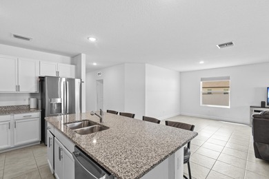 Stunning 2024-built Palmera model featuring a highly - photo 19