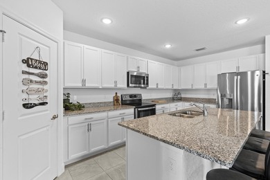 Stunning 2024-built Palmera model featuring a highly - photo 20