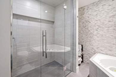 This is exactly what North Loop loft living should feel like - photo 21