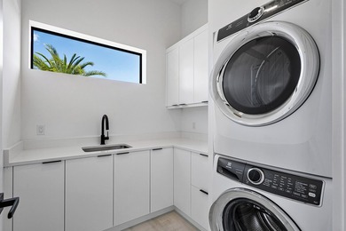 Built by Marc Julien and completed in 2021, this modern - photo 25