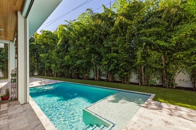 Built by Marc Julien and completed in 2021, this modern - photo 29
