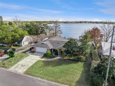 Lake Holden Home For Sale in Orlando Florida