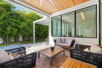 Built by Marc Julien and completed in 2021, this modern - photo 32