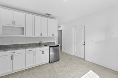 Stunning 2024-built Palmera model featuring a highly - photo 35
