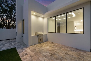 Built by Marc Julien and completed in 2021, this modern - photo 37