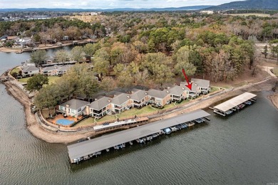 Nestled within the prestigious, wooded shores of Lake Hamilton - photo 41