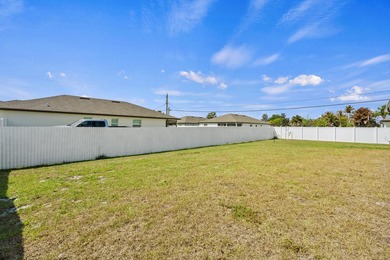 Stunning 2024-built Palmera model featuring a highly - photo 42