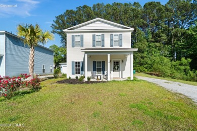 Lake Home For Sale in Beaufort, South Carolina