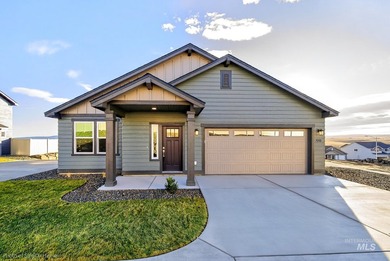 Welcome to The Hudson by Hayden Homes, a thoughtfully designed - photo 1