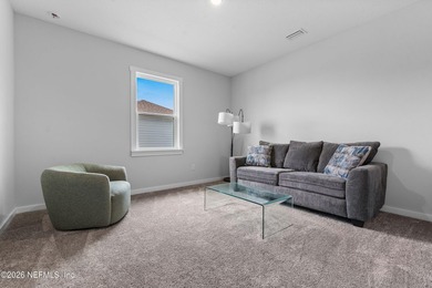 Welcome home to this beautifully designed 5-bedroom, 3.5-bath - photo 18