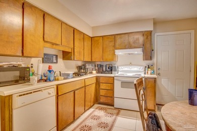 Investor Alert! Turn key tenant occupied investment in one of - photo 5
