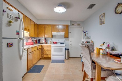Investor Alert! Fully Occupied turn key brick duplex just north - photo 5