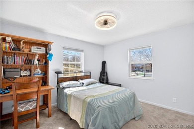 Welcome to your private retreat in the heart of Camdenton, where - photo 8