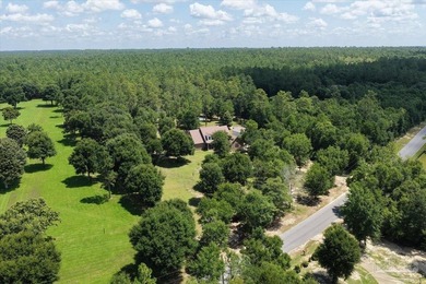 Escape to the perfect blend of country living and modern comfort - photo 8