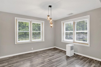 SHORT SALE / AS IS -- Welcome to this charming 3-bedroom - photo 7