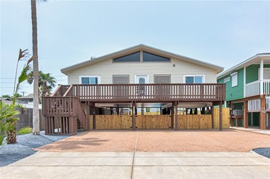 This income producing, Port Aransas home is a bright, airy - photo 36
