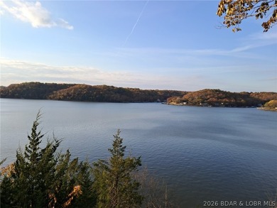 Wake up each day to breathtaking panoramic lake views from this - photo 1