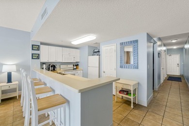 Gulf-Front Luxury with Endless Amenities: Experience the best of - photo 7
