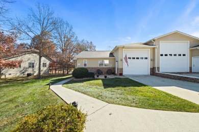 Lake Townhome/Townhouse For Sale in Crossville, Tennessee