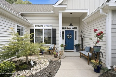Tucked away in a peaceful, upscale neighborhood on a quiet - photo 4