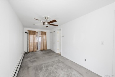 Great opportunity in the heart of Ridge! Perfect for first-time - photo 12