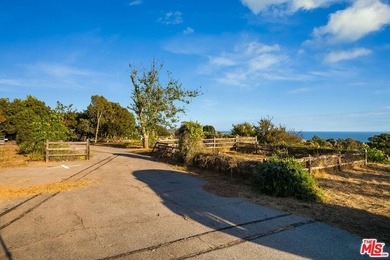 A Rare Malibu Park Estate Opportunity. Set across approximately - photo 13
