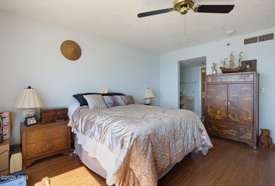 Bring your vision to life in this spacious 11th-floor oceanfront - photo 22