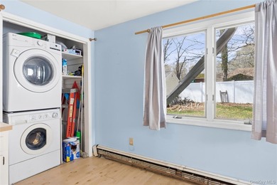 Great opportunity in the heart of Ridge! Perfect for first-time - photo 23