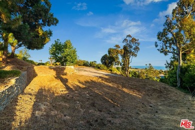 A Rare Malibu Park Estate Opportunity. Set across approximately - photo 25