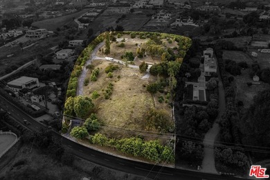 A Rare Malibu Park Estate Opportunity. Set across approximately - photo 37