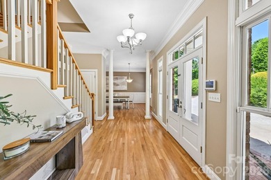 Welcome to this beautifully maintained, move-in ready home - photo 11